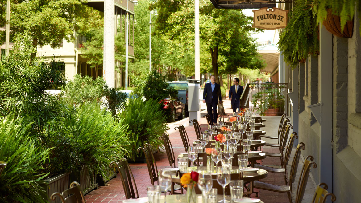 Msyrvr Omni Riverfront Hotel Fulton St Bistro Bar Outdoor Dining